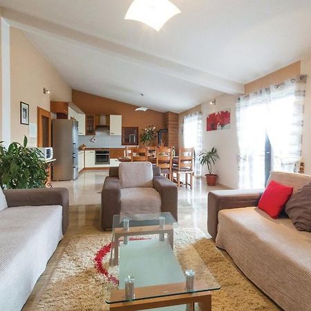 Mediterranean Stylish Villa With Pool In Kastel Stari Kaštela المظهر الخارجي الصورة